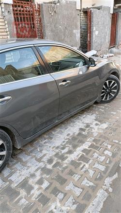 نيسان ألتيما